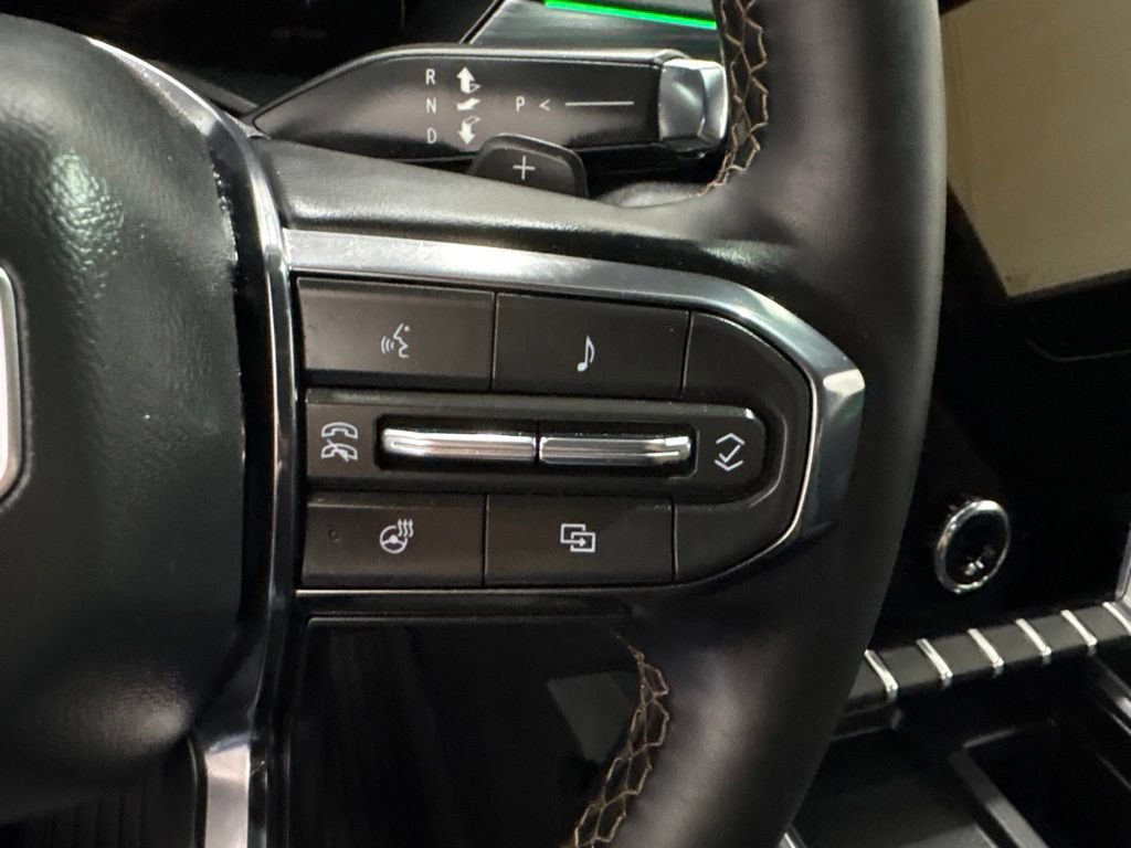 Certified 2025 GMC Acadia AT4 w/ LPO, Floor Liner Package AWD/4WD image 22