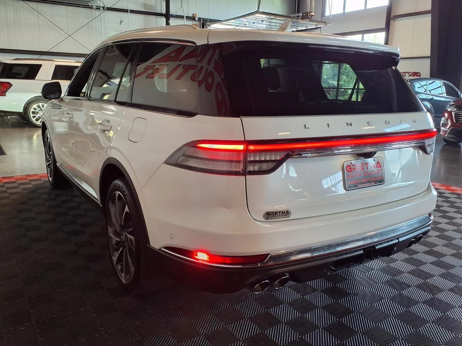Used 2020 Lincoln Aviator Reserve w/ Equipment Group 202A AWD/4WD image 5