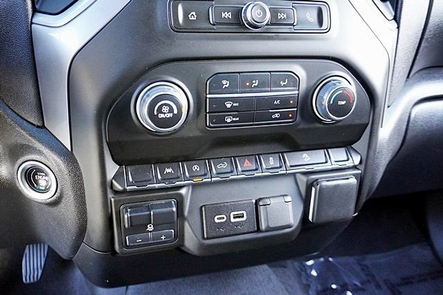 Used 2024 Chevrolet Silverado 1500 Custom Trail Boss AWD/4WD image 40