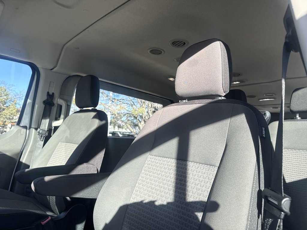 Used 2023 Ford Transit 350 XLT image 11