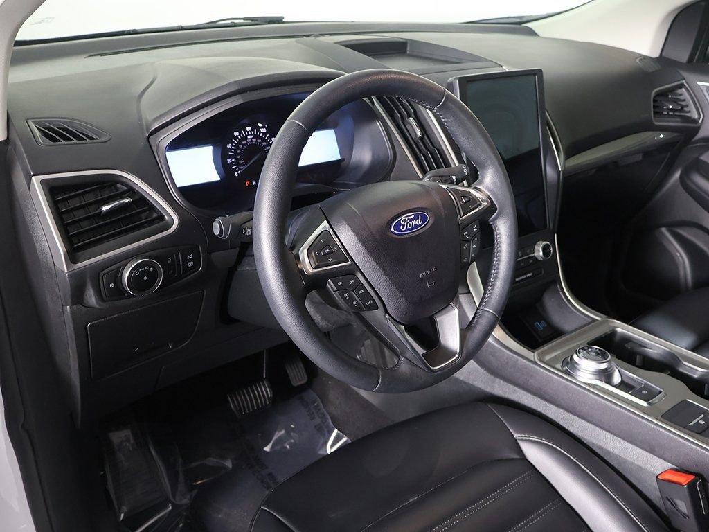 Used 2024 Ford Edge SEL w/ Convenience Package image 25