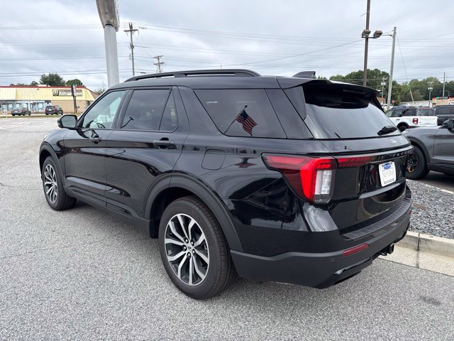 New 2027 Ford Explorer ST-Line RWD image 8