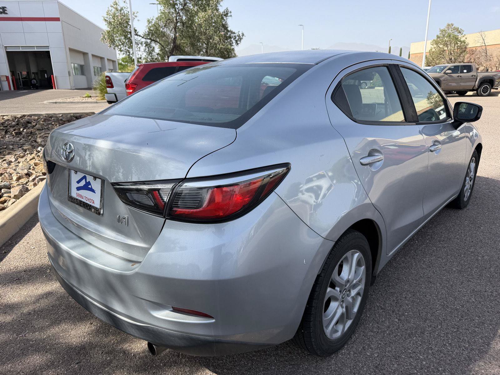 Used 2018 Toyota Yaris iA FWD image 5