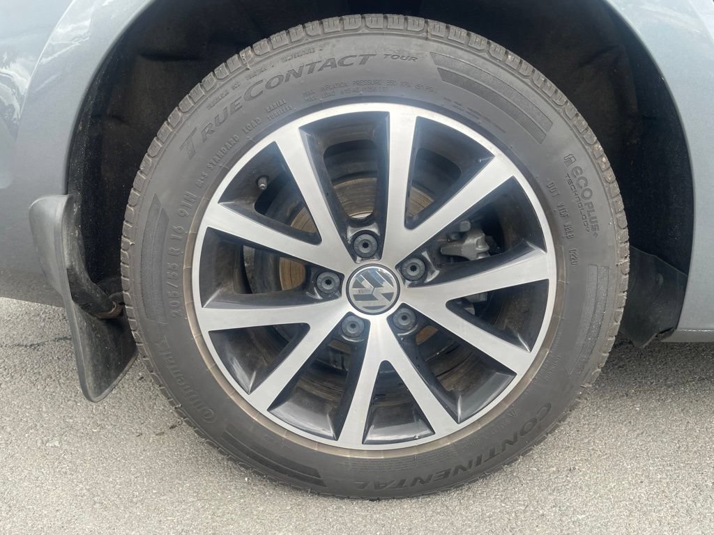 Used 2017 Volkswagen Jetta SE FWD image 11