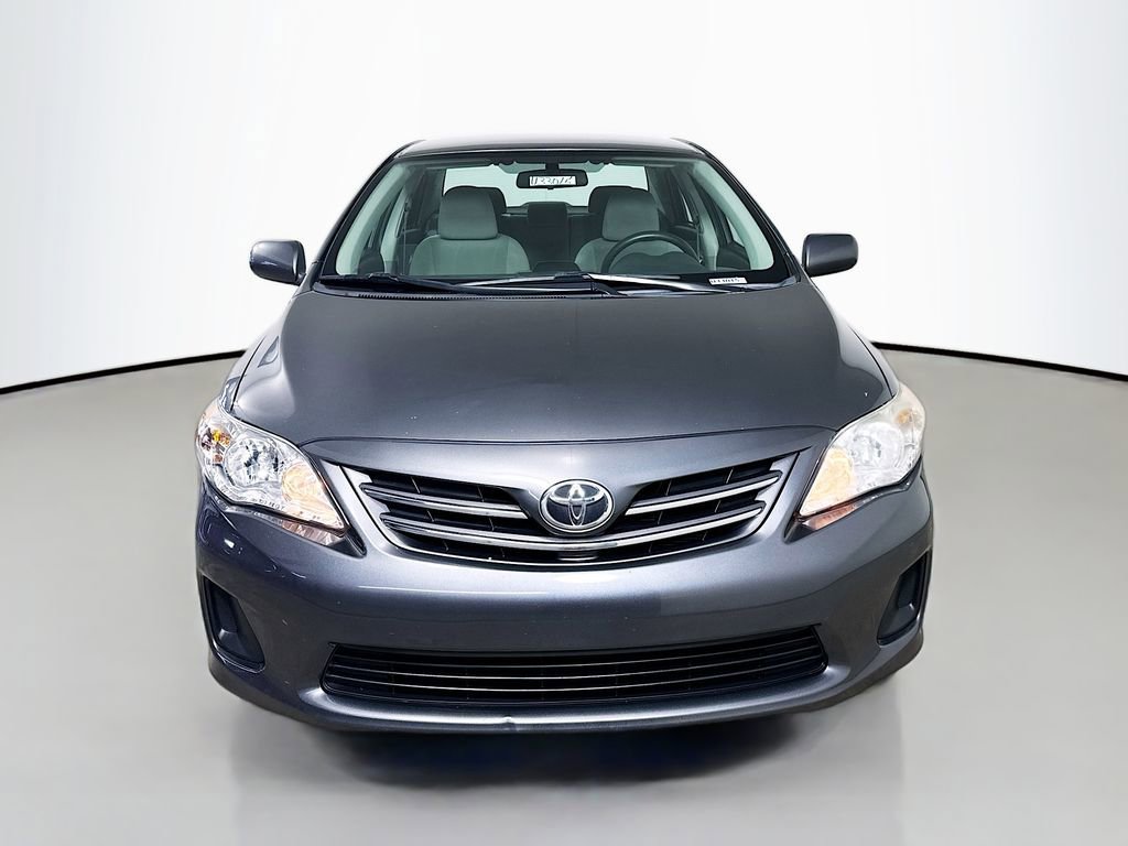 Used 2013 Toyota Corolla LE image 2