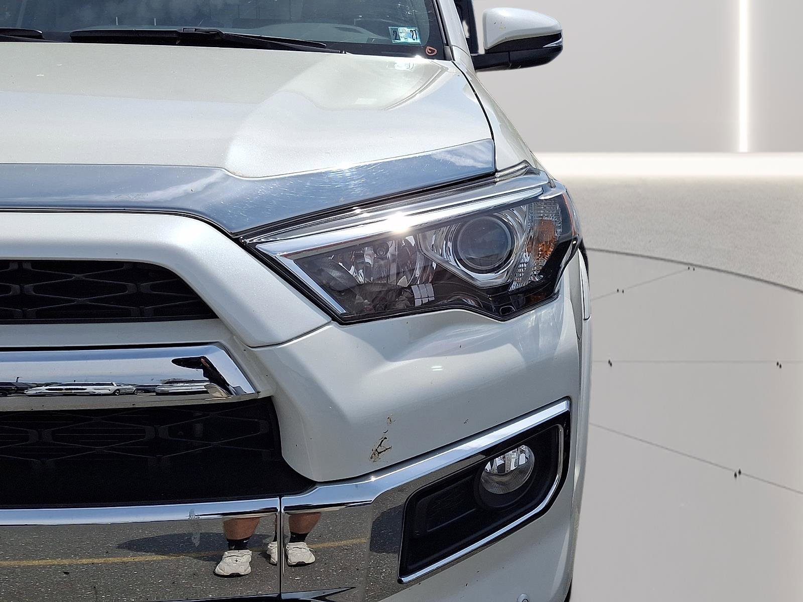 Used 2018 Toyota 4Runner Limited AWD/4WD image 52