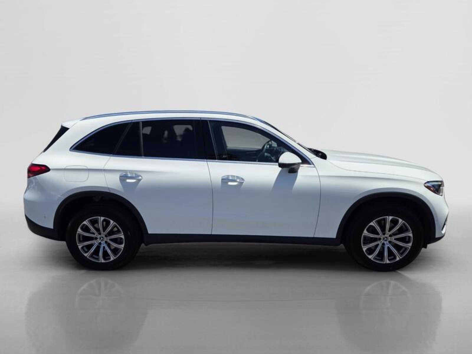 Certified 2026 Mercedes-Benz GLC 300 4MATIC image 6