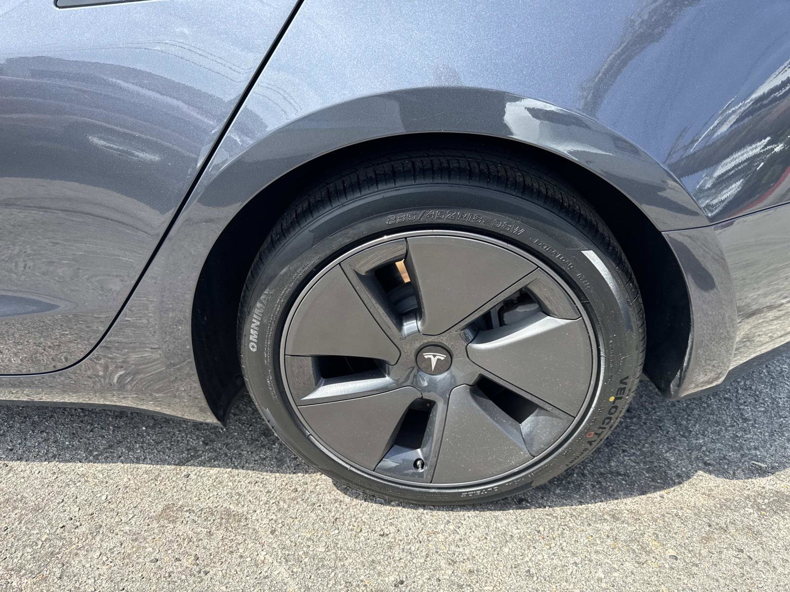 Used 2023 Tesla Model 3 Standard Range image 6