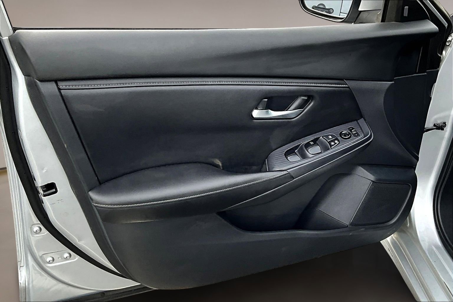 Used 2023 Nissan Sentra S image 20