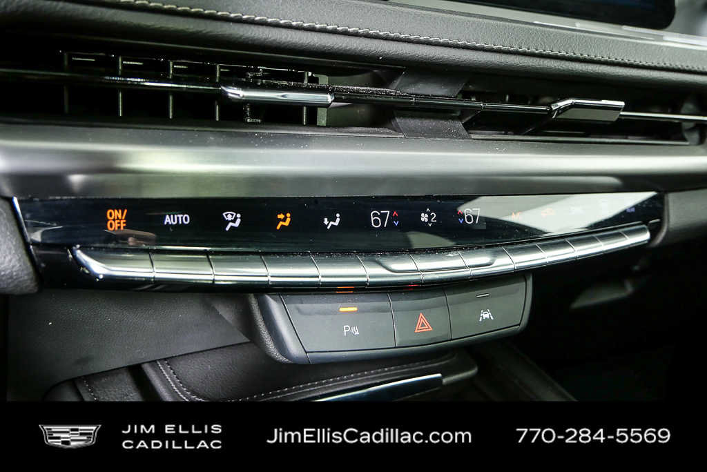 Used 2024 Cadillac XT4 Premium Luxury AWD/4WD image 15