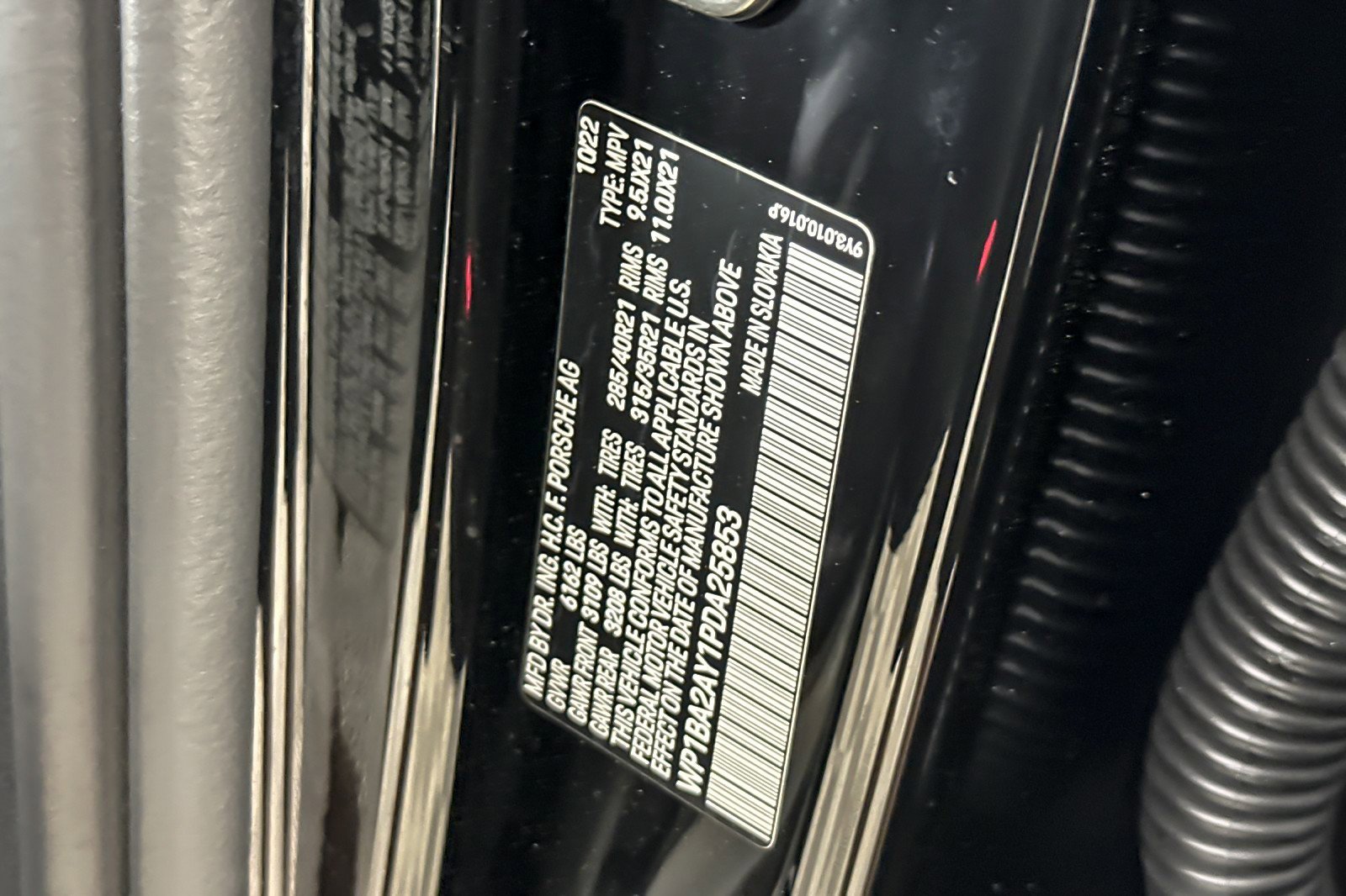 Used 2023 Porsche Cayenne Coupe image 26