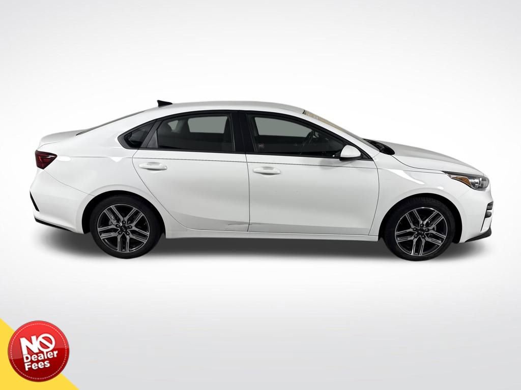 Used 2019 Kia Forte S image 2
