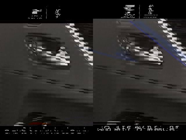 Used 2023 Cadillac Escalade Premium Luxury image 28