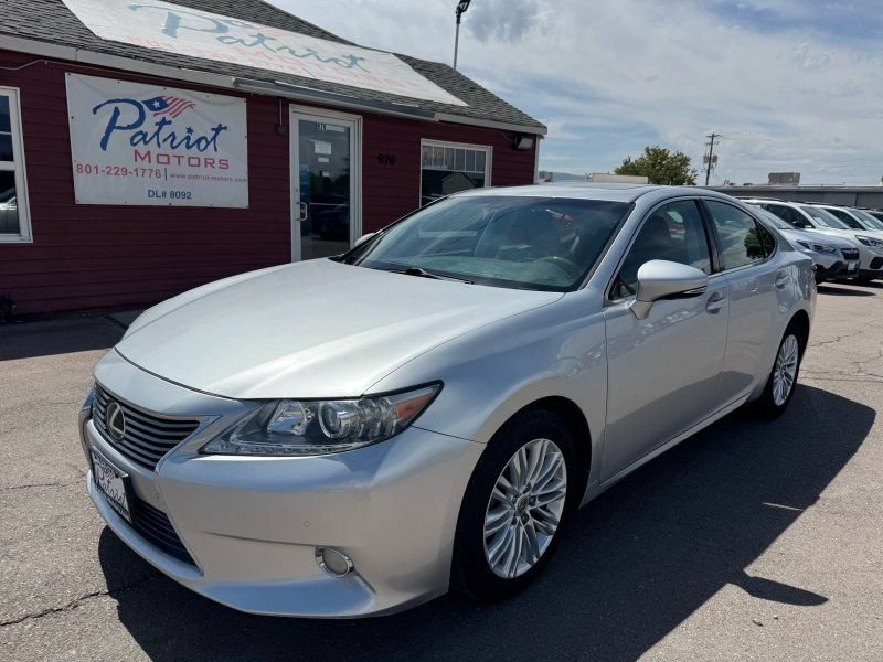 Used 2014 Lexus ES 350 w/ Premium Package FWD image 1