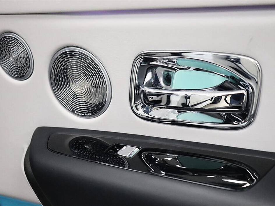 Used 2022 Rolls-Royce Cullinan w/ Cullinan Package AWD/4WD image 21
