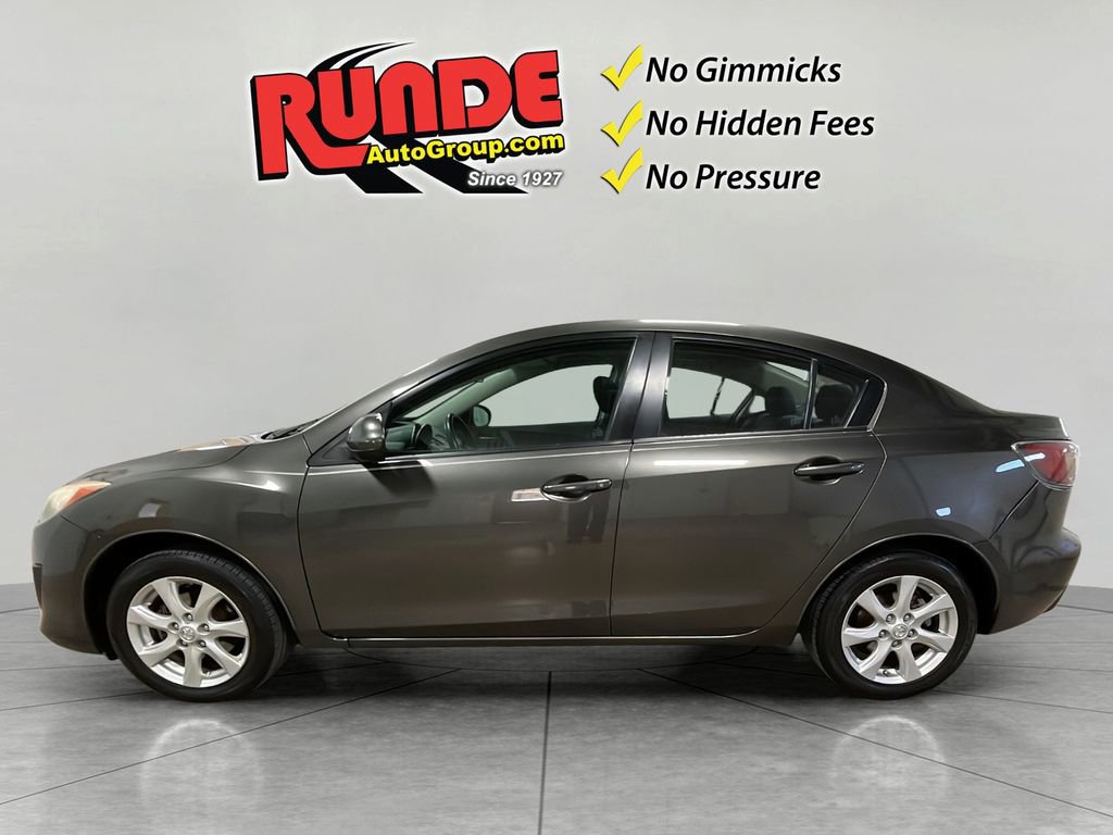 Used 2010 MAZDA MAZDA3 i Touring FWD image 3