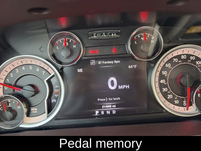 Used 2017 RAM 1500 Laramie w/ Convenience Group image 16