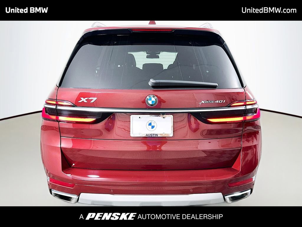 Used 2025 BMW X7 xDrive40i AWD/4WD image 6