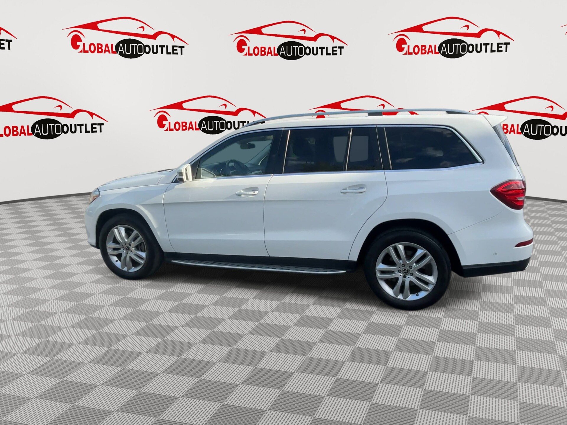 Used 2018 Mercedes-Benz GLS 450 4MATIC w/ Premium Package image 5