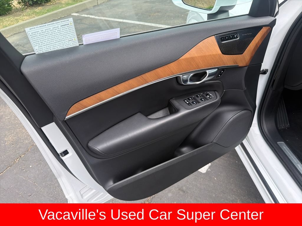 Used 2023 Volvo XC90 T8 Plus AWD/4WD image 10