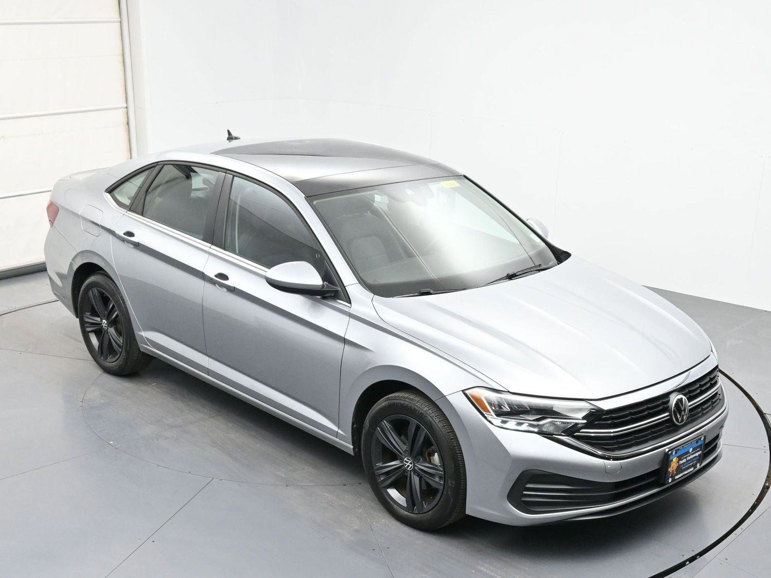 Used 2023 Volkswagen Jetta SE FWD image 34