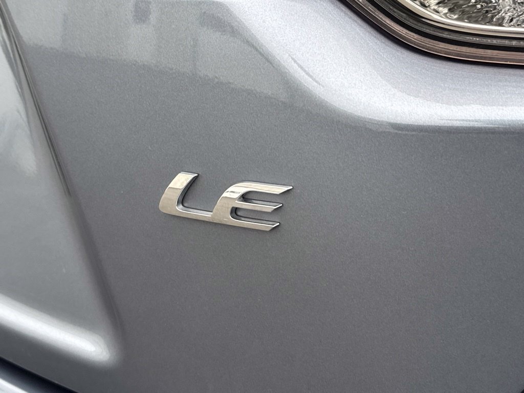 Used 2024 Toyota Corolla LE FWD image 10