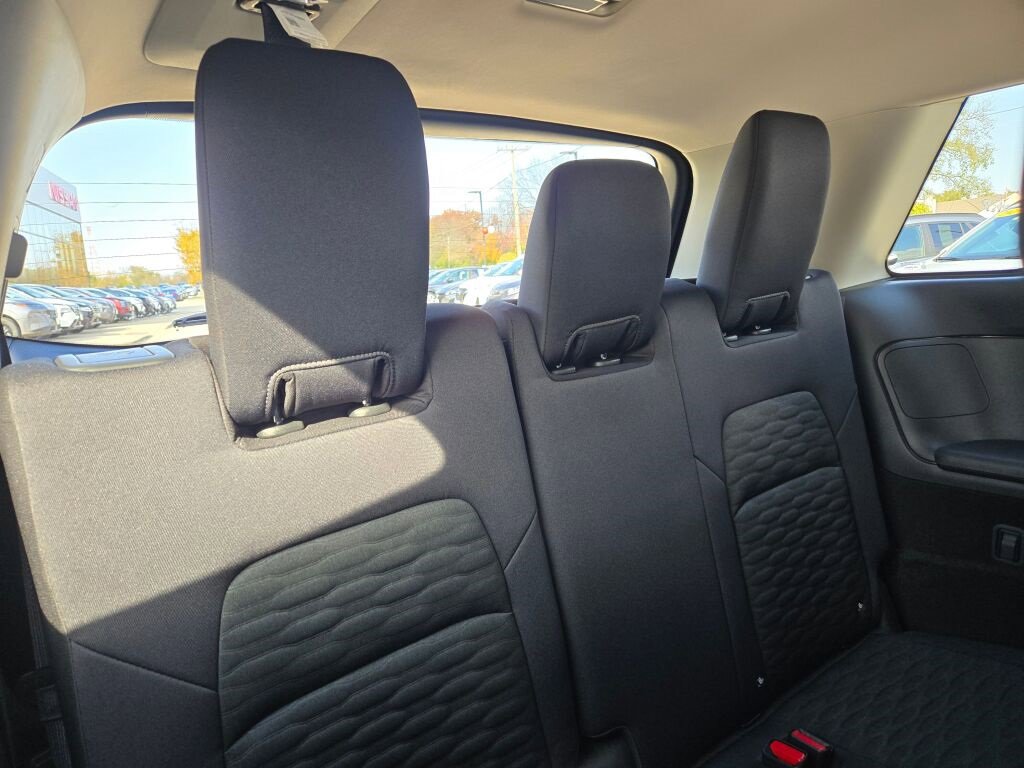 New 2025 Nissan Pathfinder SV w/ Cargo Package image 15