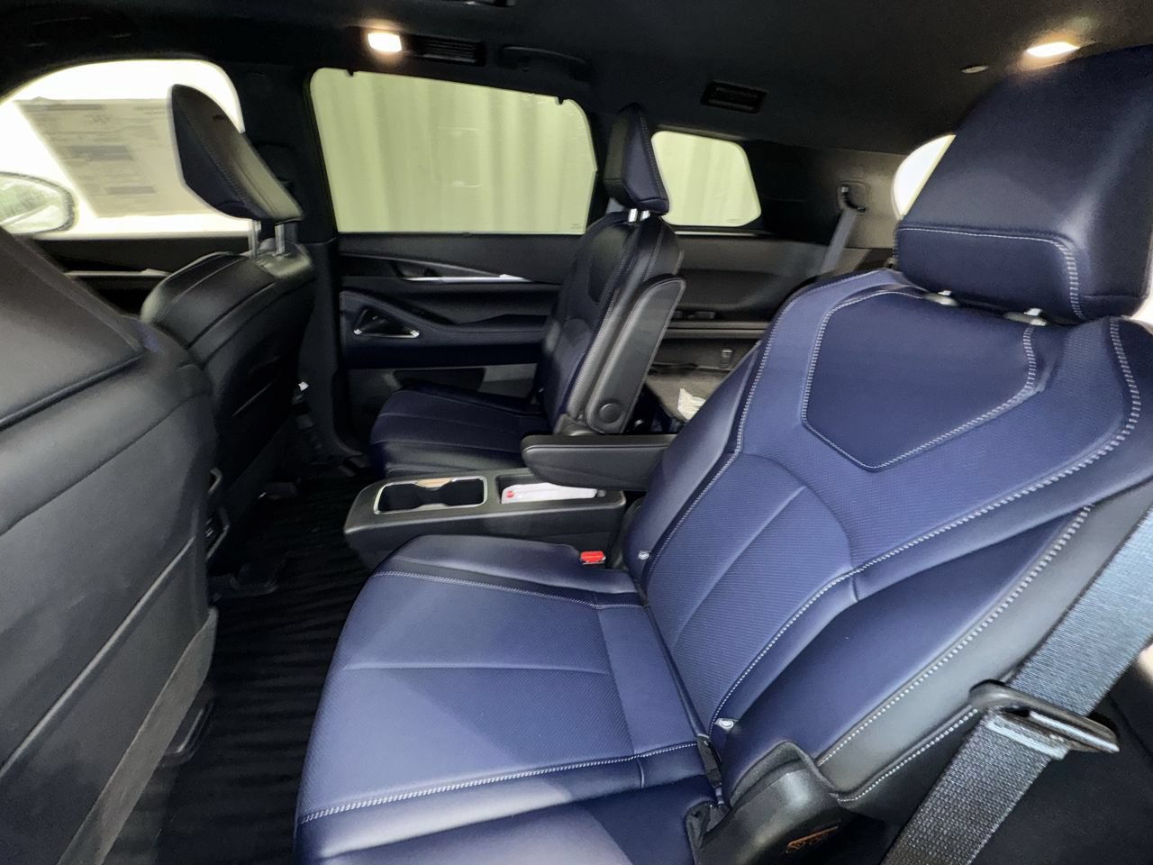 Certified 2026 INFINITI QX60 Sport w/ Dark Cargo Package AWD/4WD image 5