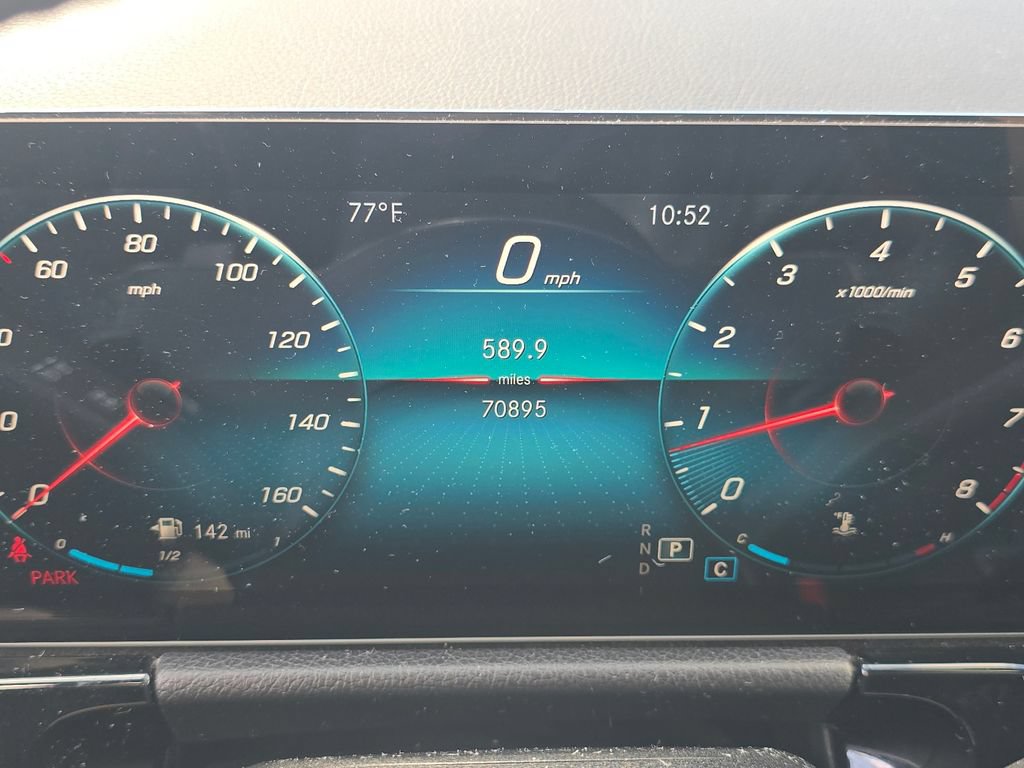 Used 2022 Mercedes-Benz GLA 250 4MATIC image 27