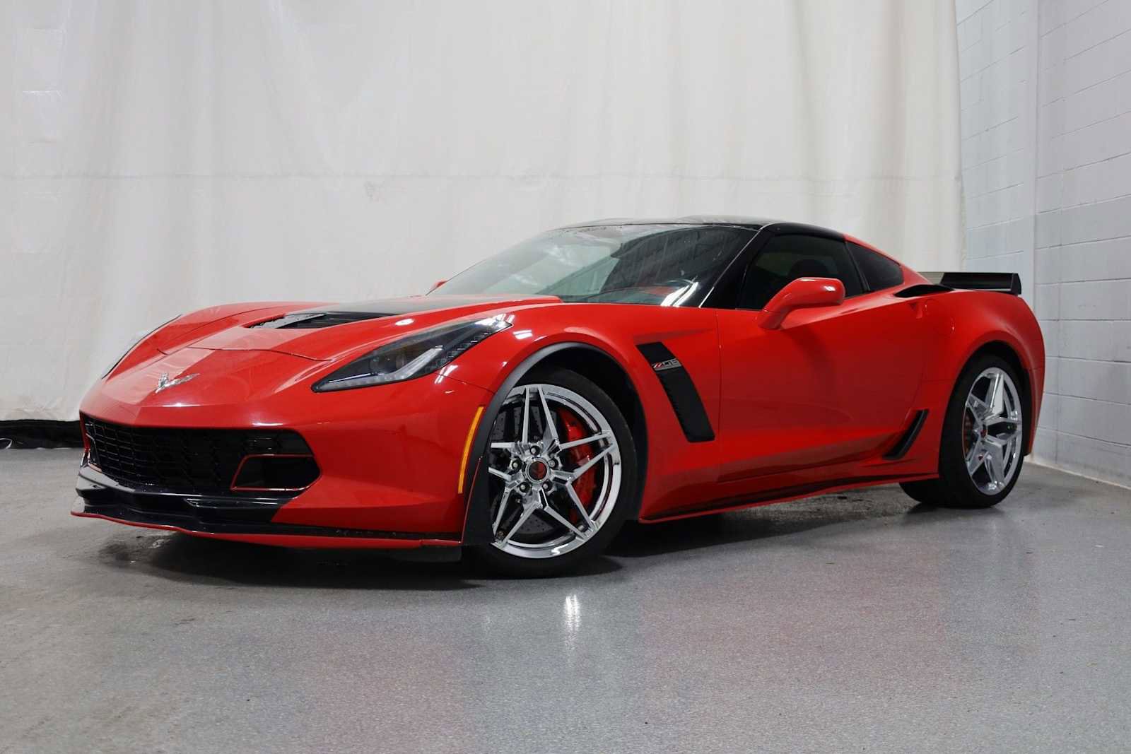 Used 2016 Chevrolet Corvette Z06 image 1