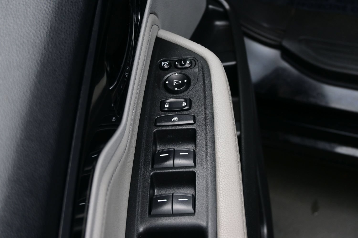 Used 2019 Honda Odyssey Elite image 13