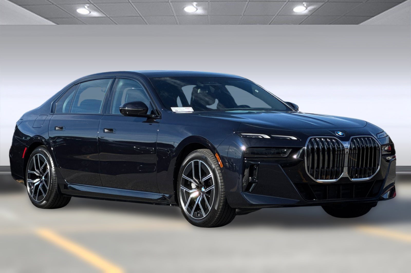 New 2026 BMW 750e xDrive image 7