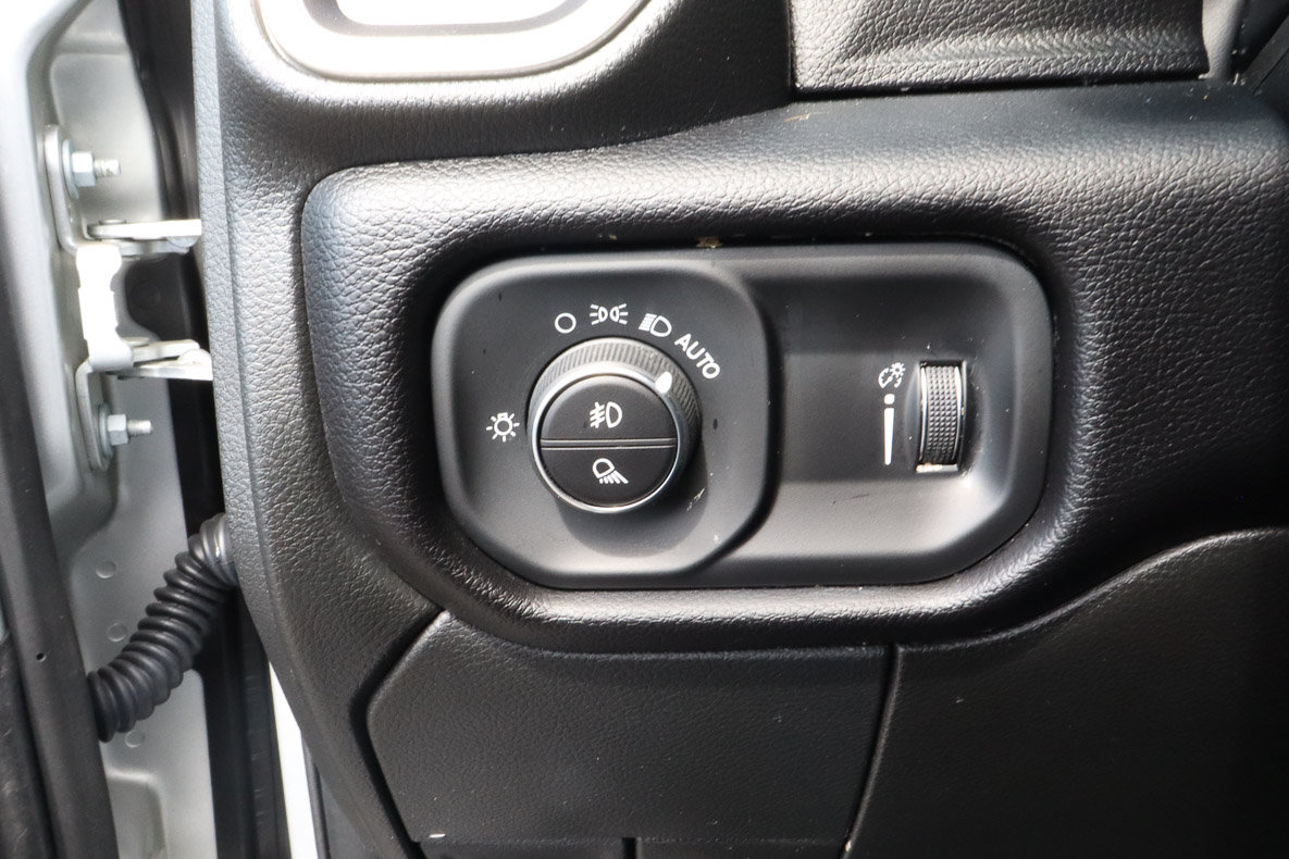 Used 2026 RAM 2500 Big Horn AWD/4WD image 30