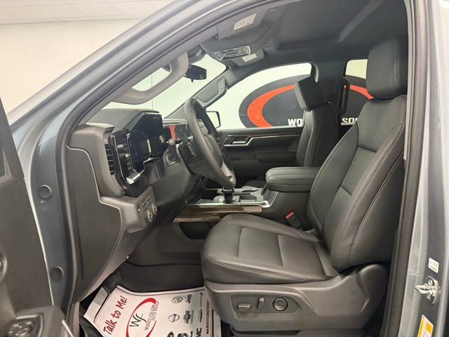New 2026 Chevrolet Silverado 1500 RST w/ RST All Star Premium Package AWD/4WD image 11