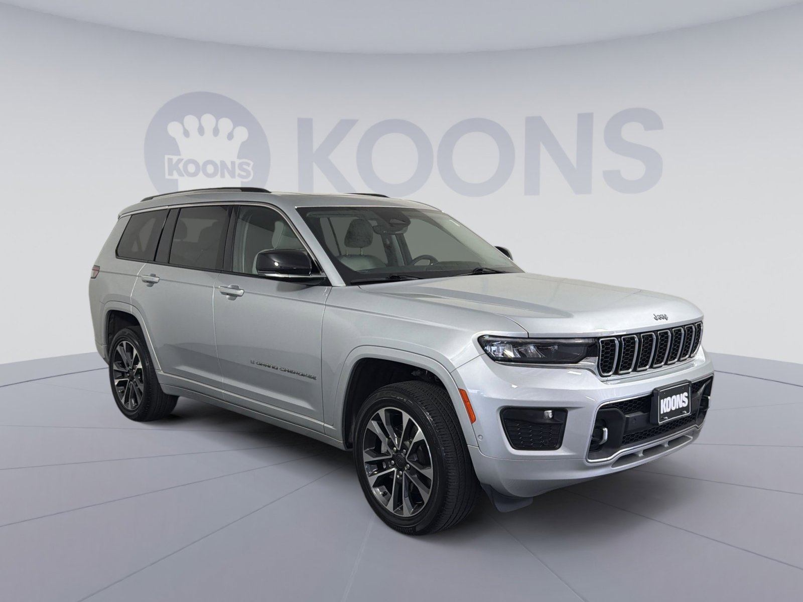 Used 2023 Jeep Grand Cherokee L Overland image 10