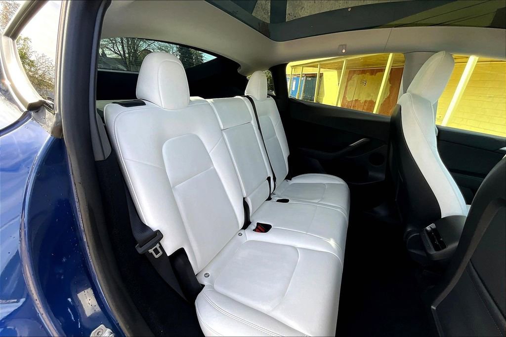 Used 2023 Tesla Model Y Long Range image 20