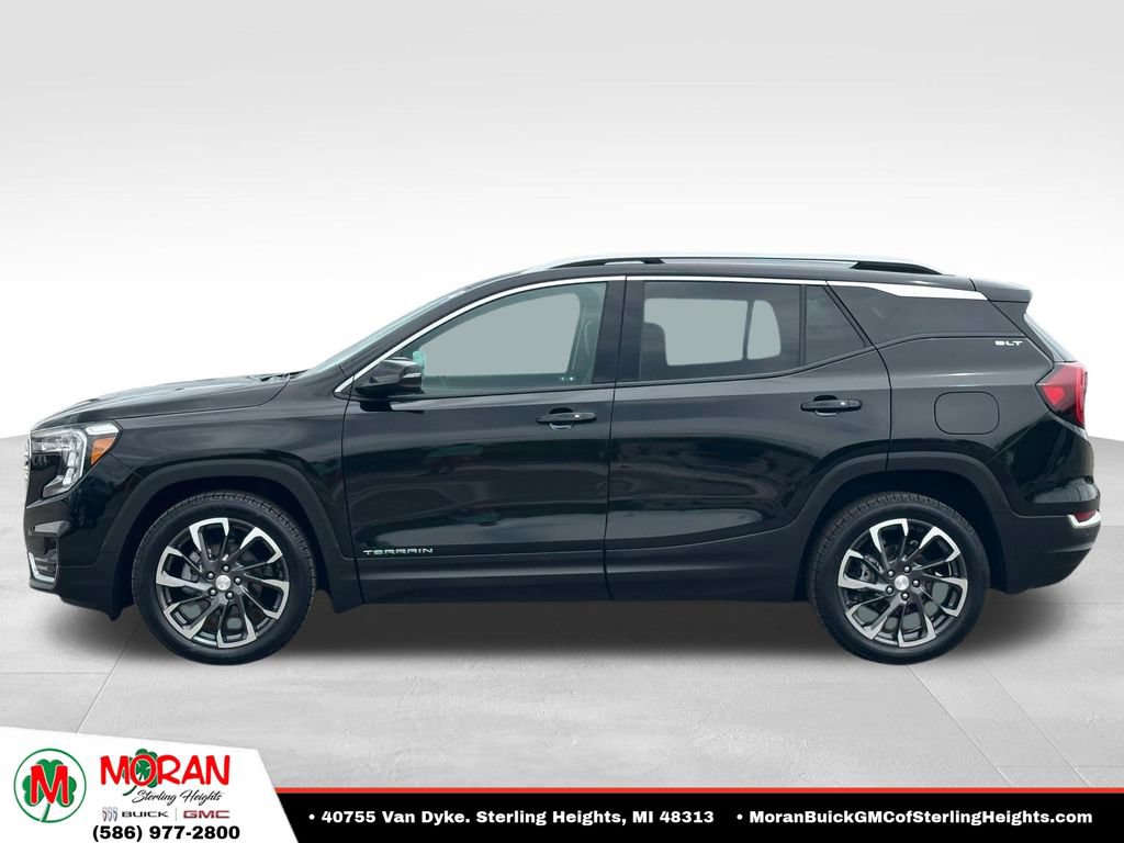 Certified 2024 GMC Terrain SLT FWD image 2