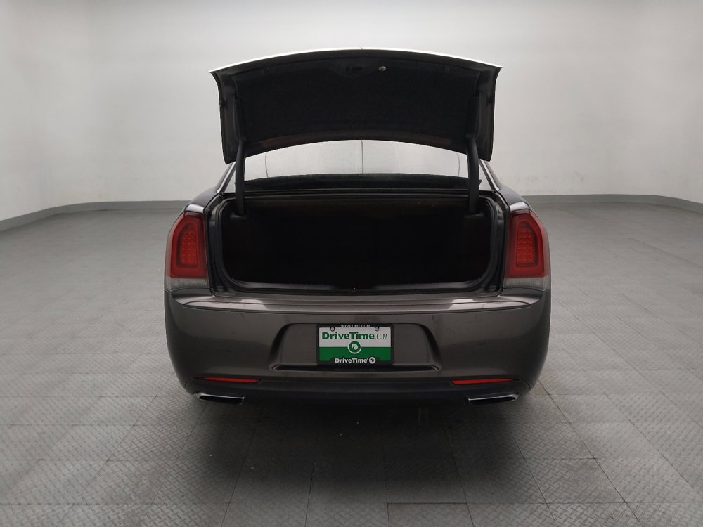 Used 2015 Chrysler 300 S RWD image 29
