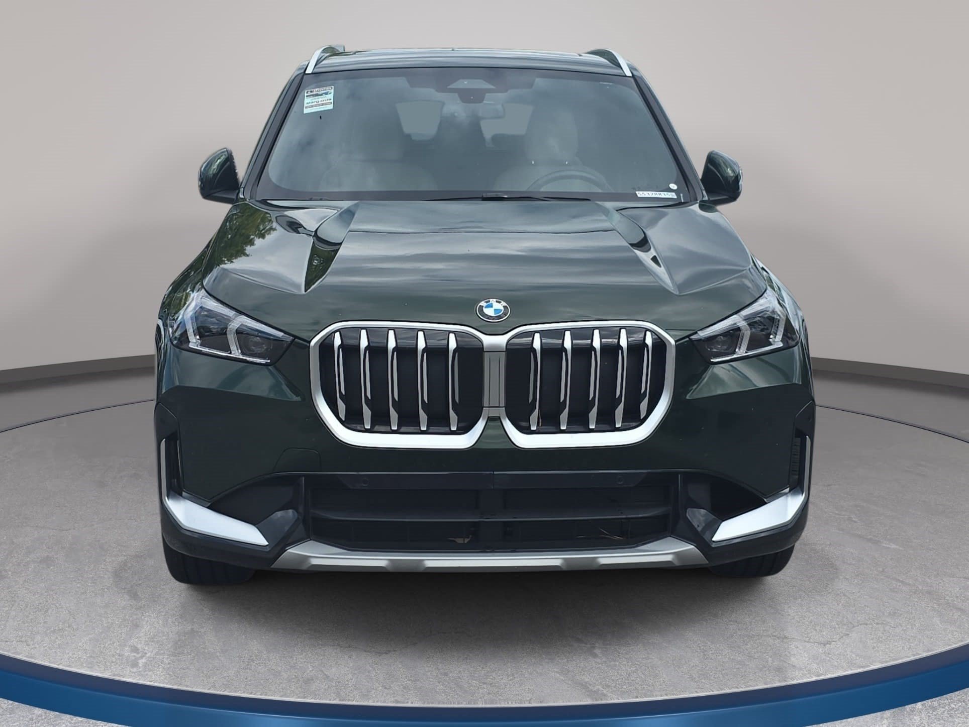 Used 2025 BMW X1 xDrive28i w/ Convenience Package AWD/4WD image 2