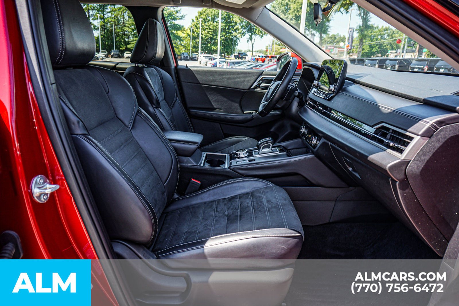 Used 2024 Mitsubishi Outlander SE FWD image 23
