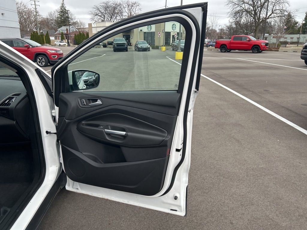 Used 2014 Ford Escape Titanium w/ Equipment Group 401A image 16