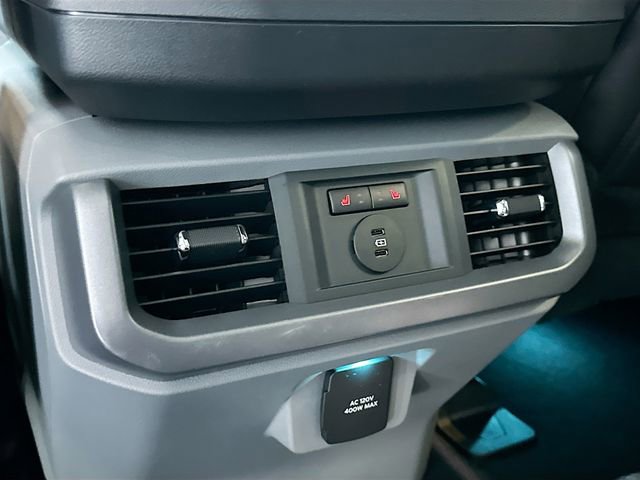 Used 2026 Ford F150 Lariat w/ Equipment Group 502A High AWD/4WD image 25