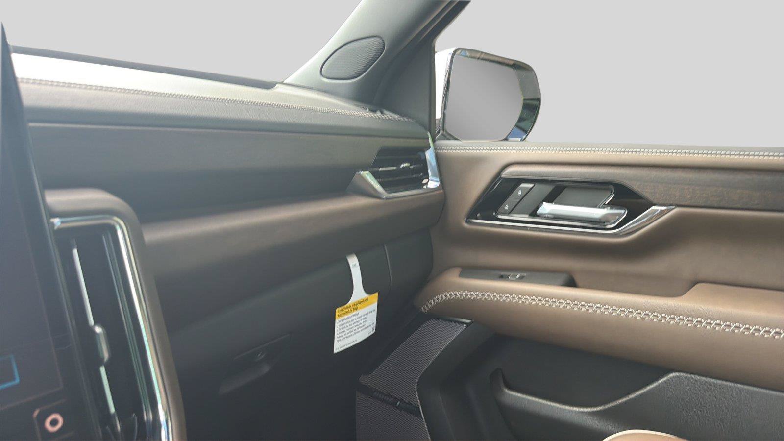 New 2026 GMC Yukon XL Denali Ultimate AWD/4WD image 11