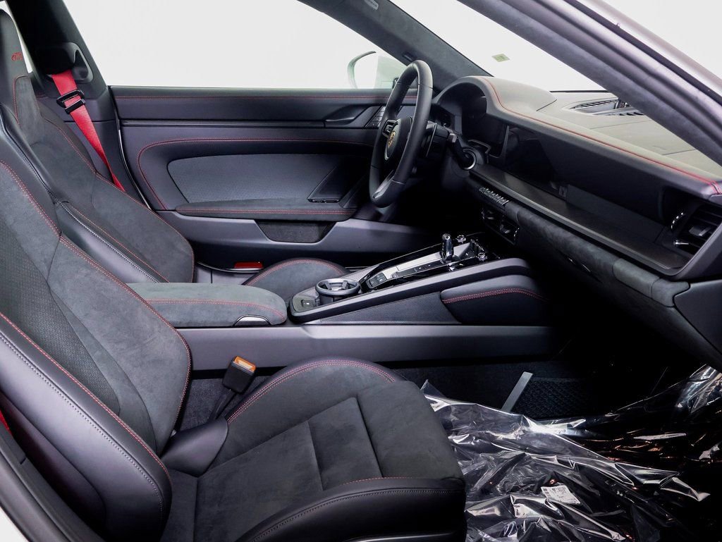 New 2026 Porsche 911 Carrera GTS image 8