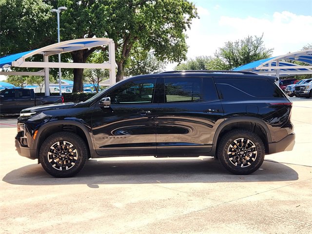 Used 2025 Chevrolet Traverse Z71 w/ Enhanced Driving Package AWD/4WD image 12