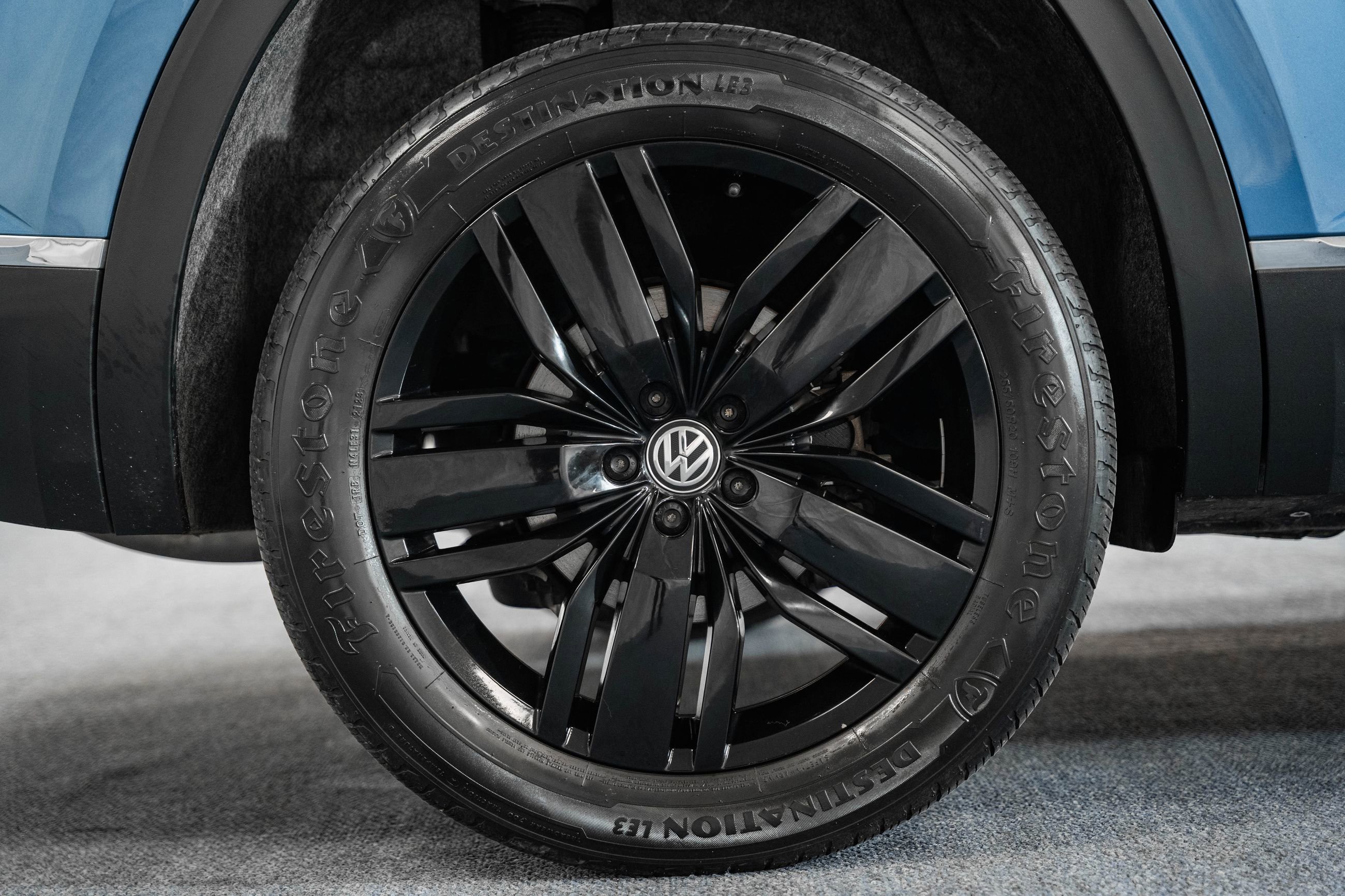 Used 2019 Volkswagen Atlas SEL Premium image 25