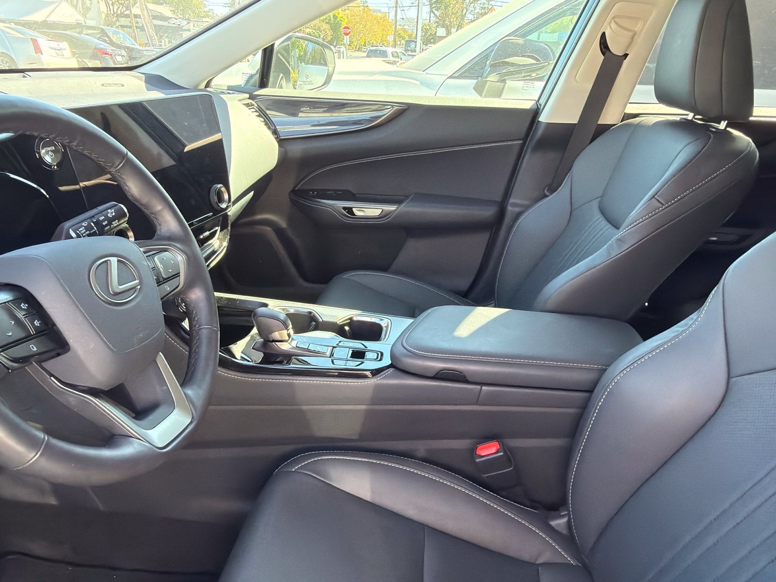 Used 2026 Lexus NX 350h AWD w/ Accessory Package (2T) image 7
