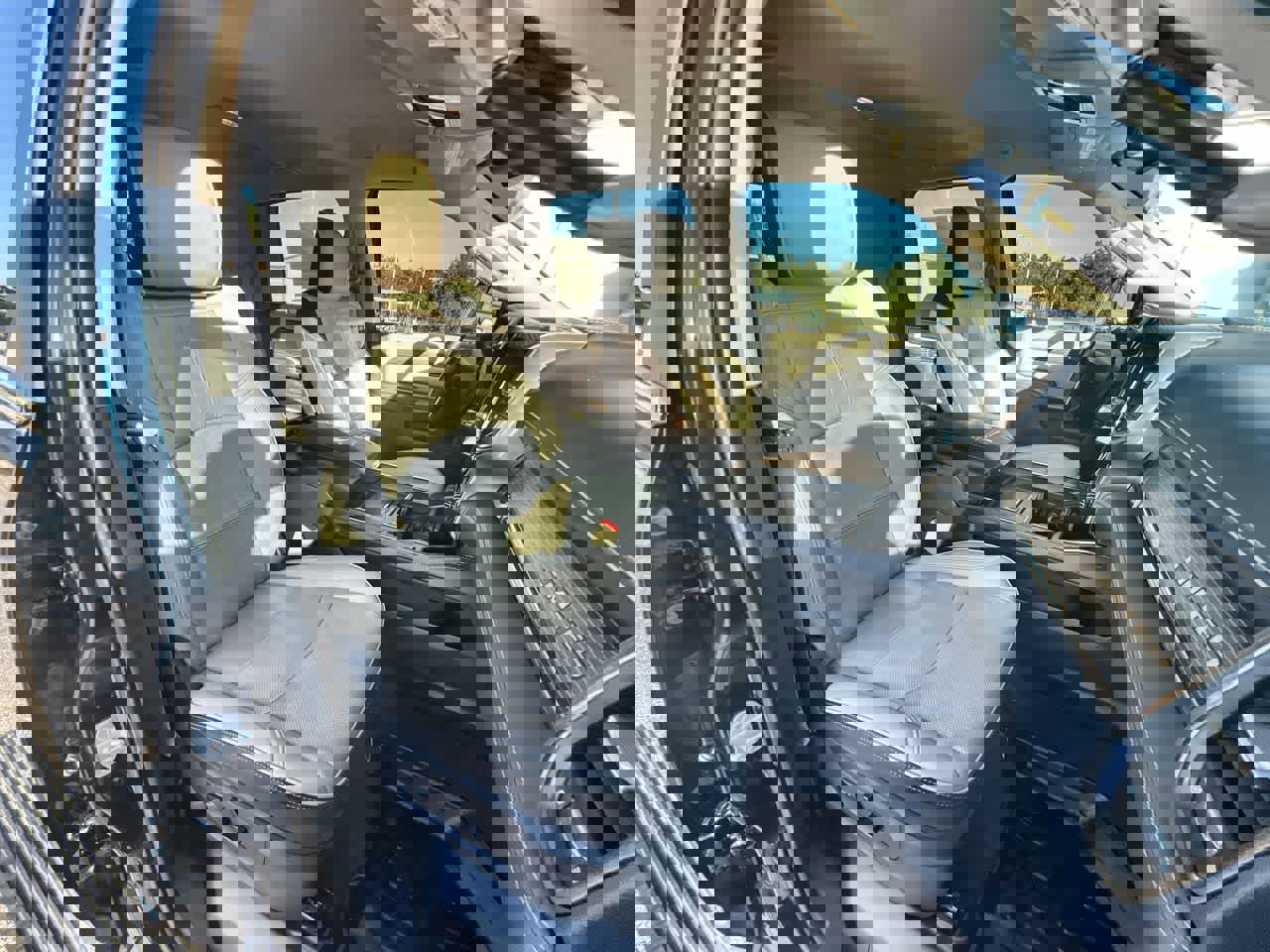 Used 2022 RAM 2500 Limited w/ Towing Technology Group image 27