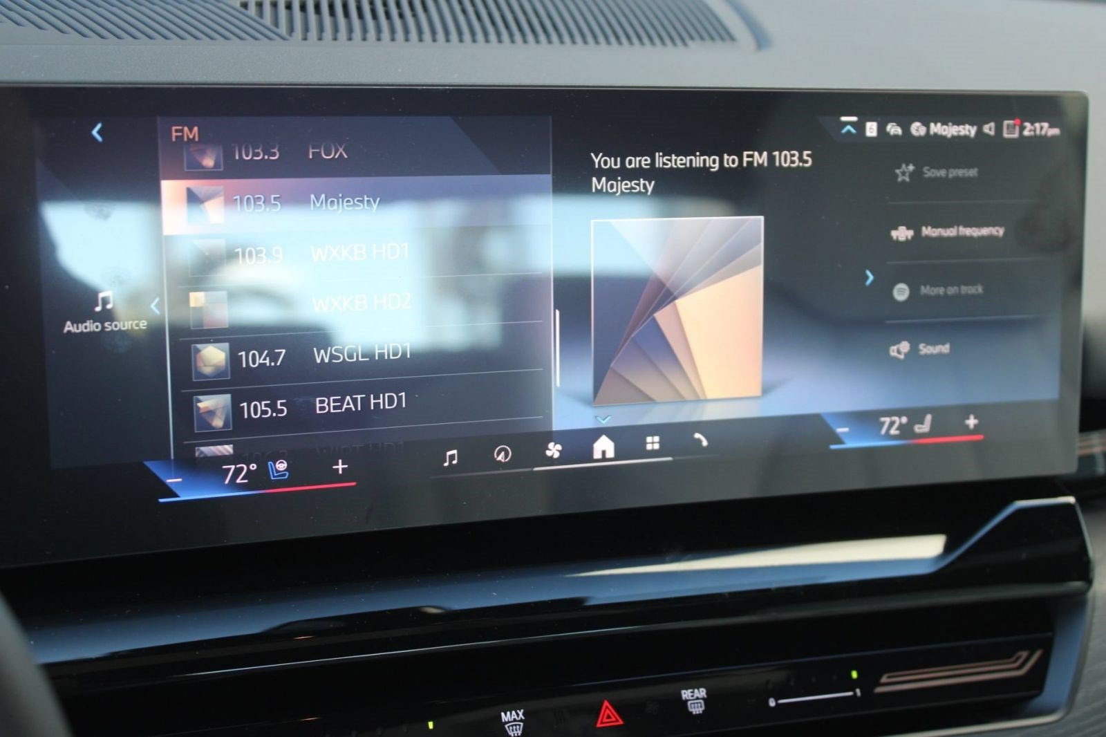 Used 2026 BMW 530i w/ Premium Package RWD image 21