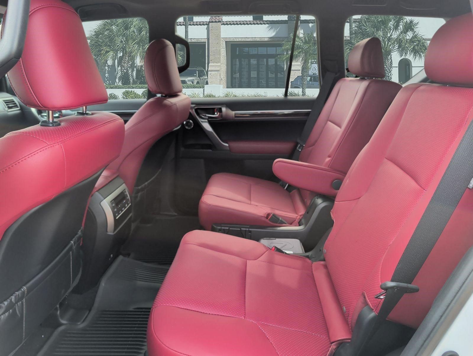 Certified 2023 Lexus GX 460 Luxury w/ Sport Design Package AWD/4WD image 25